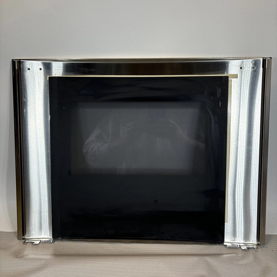 Thermador Range Oven Door Stainless With Black Window No Dents. - Image 3 of 3