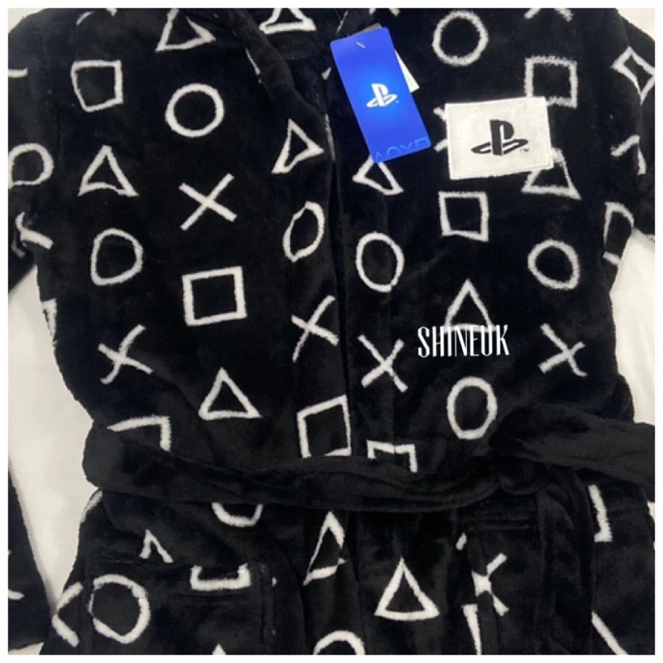 PlayStation gaming Boys/Kids fleece Soft Black Hooded Dressing Gown Bathrobe NEW - Image 4 of 4