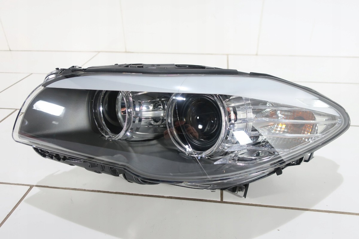 ＢＭＷ　Ｆ１１　５シリーズ　前期　純正　テールランプ／63.21-7203233 BMW 5 F10 F11 Xenon Headlight Front Left Side Passenger OEM