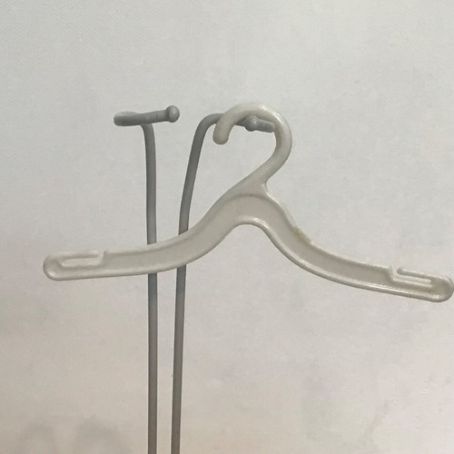 U CHOOSE Barbie Little Extras - plastic Clothes Hangers - VTG EUC - Picture 9 of 24