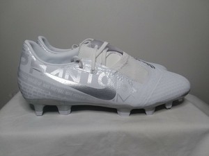 nike phantom venom black and white