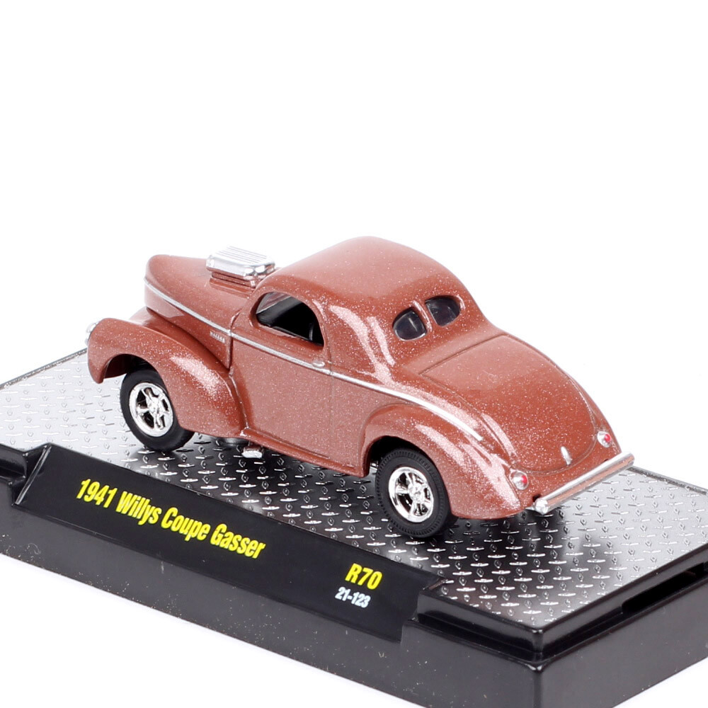 1941 Willys Coupe Gasser ミニカー Amazon.com: M2 1941 Willys Coupe Gasser Black with Yellow