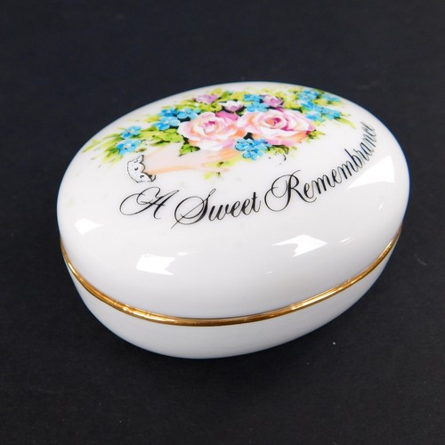 Valentines Day Token of Love Avon Candy Trinket Box A Sweet Rememberance 1982 - Picture 5 of 13