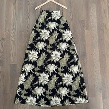 Desmond & Dempsey Square Neck Nightie Cotton Voile Night Bloom Black, Green M