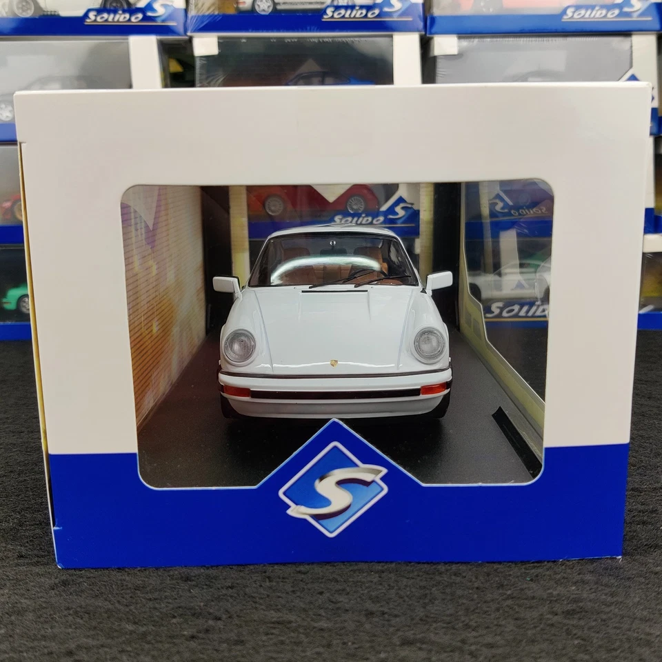 AUTO SOLIDA PORSCHE 911 (930) SC 3.0 1974 BIANCO 1:18 NUOVA SCATOLA S1802610 - Immagine 3 di 4