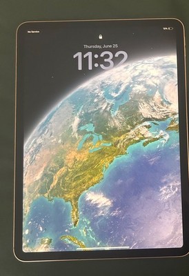 Apple IPad Pro 11 (4th generation) 2022 128 GB Great Condition