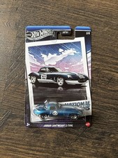 Hot Wheels Jaguar Lightweight E-Type Silver Series with Metal Base 1/64 Die-Cast
