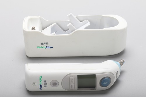 Braun WelchAllyn Pro 6000 ThermoScan Ear Thermometer