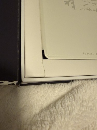 Onyx Boox Poke 3 Special Edition White eReader (6" HD Carta Screen - 32GB) - Picture 6 of 7