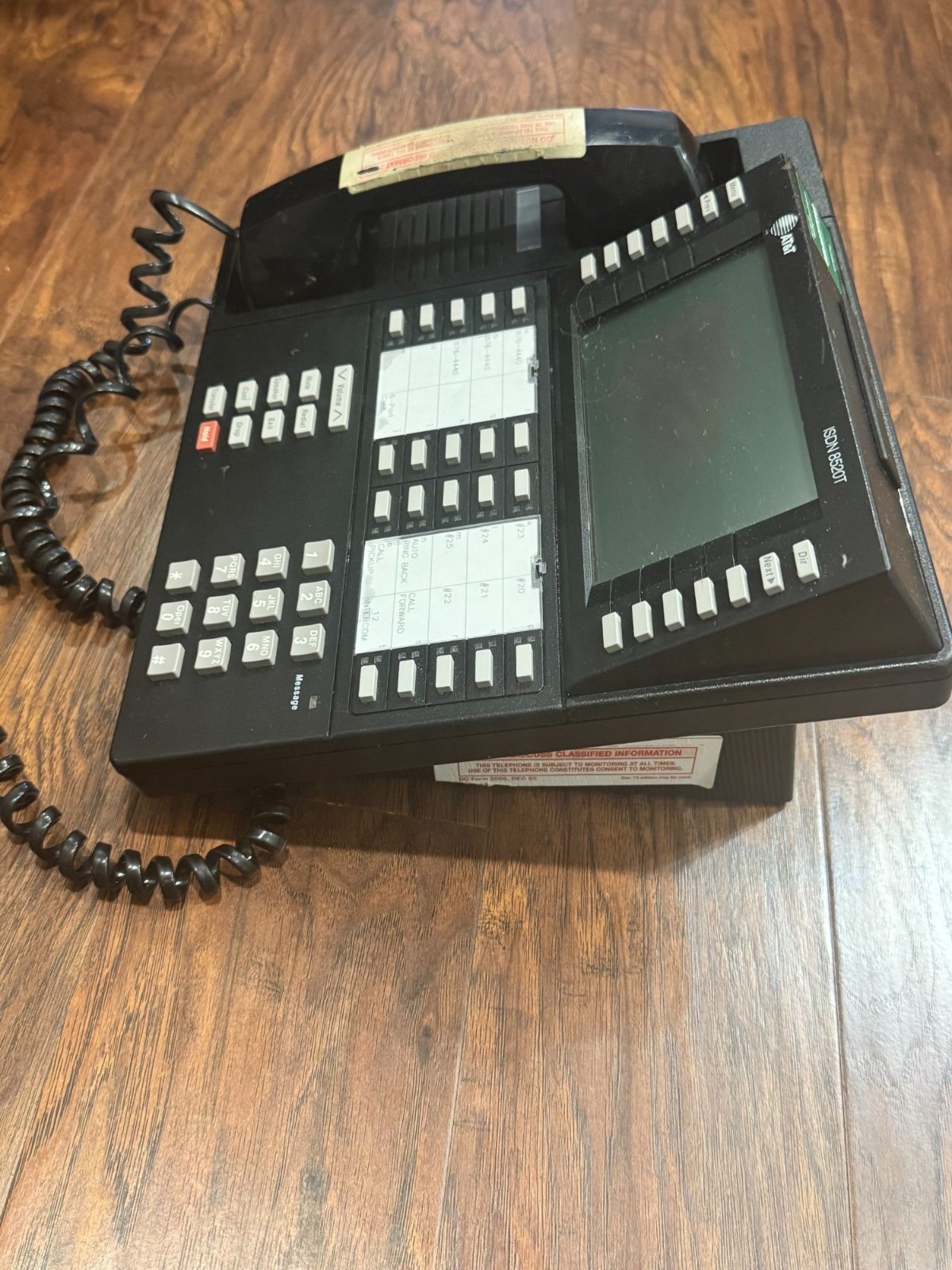 AT&T Lucent Avaya ISDN 8520T Business Office Phone Display Screen Cord UNTESTED