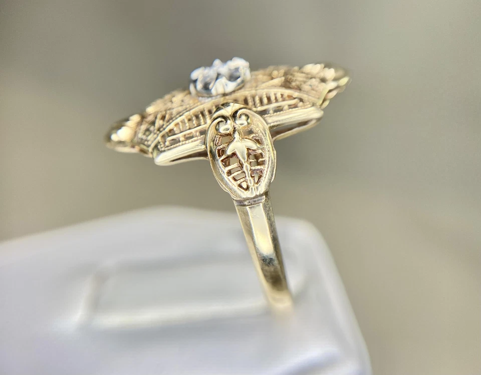 Vintage Art Deco 10k Yellow Gold Natural Diamond Filigree Shield Ring - Image 4 of 4