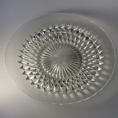 Klare Diamond Point Indiana Glasplatte 12'' breit 1950/60er Atomic Design Sehr guter Zustand