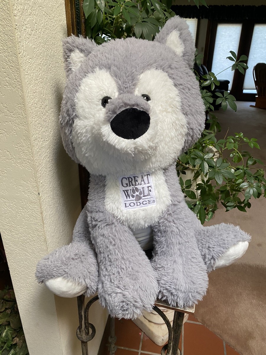 RARE HUGE Giant - Great Wolf Lodge 20-22