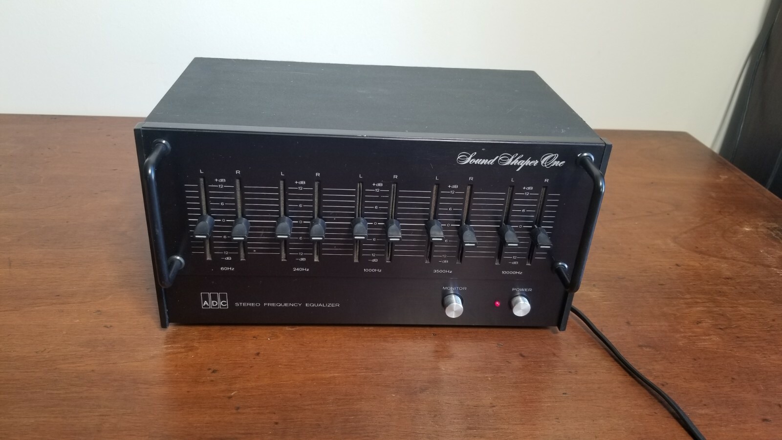 ADC SA-1 オーディオスペクトラムアナライザ