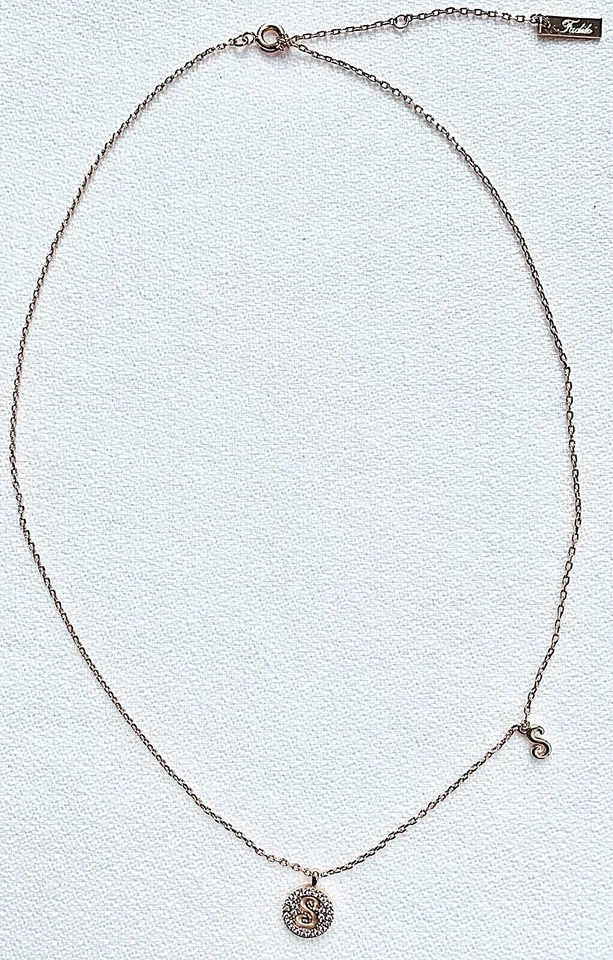 Colar com monograma "S" - Personalizado para torná-lo realmente vale a pena lembrar - Imagem 2 de 4