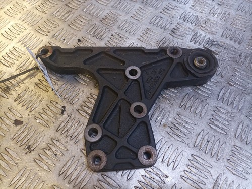 LAND ROVER FREELANDER 1.8 PETROL ENGINE MOUNT MOUNTING BRACKET SUPPORT ARM - Picture 2 of 2