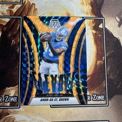 2025 Panini Mosaic Amon-Ra St. Brown #15 Elevate Mosaic Orange Fluorescent Lions