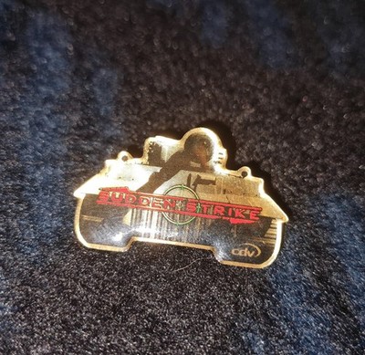 Sudden Strike CDV Tank Game Promo Video Game Pin Badge PC 2.8gr. 3x1.8cm 
