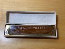 Victory - Harnónica - Metall - 13 X 2 CM