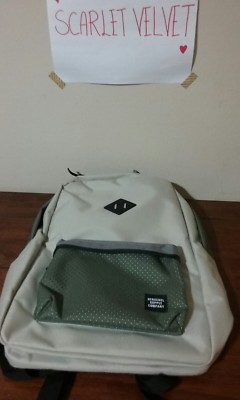 herschel aspect backpack Heritage A front pocket organizer and key clip keep essentials in place Herschel Heritage Backpack | SAC