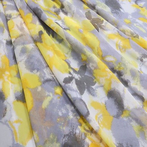 Tela blusa gasa acuarela flores gris claro gris amarillo ecrú tela de vestir - Imagen 3 de 4