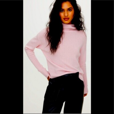 Aritzia Cyprie Cashmere Sweater Size XS Pink