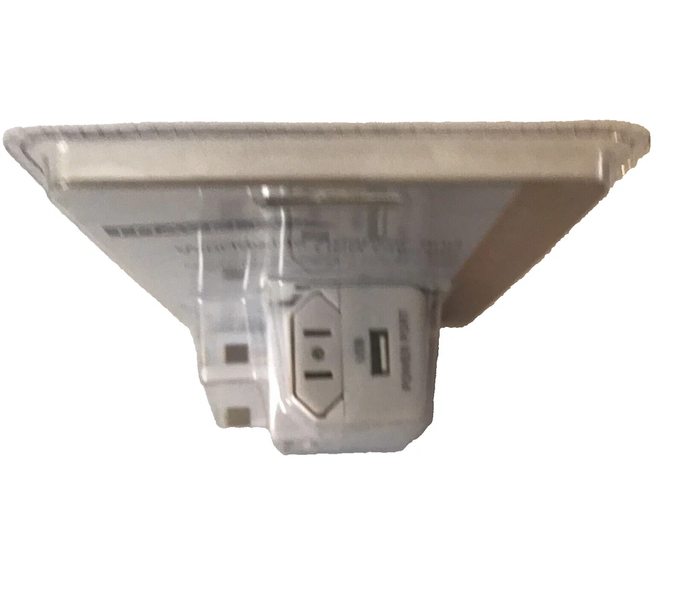 NIP Travelon Worldwide Adapter & USB Charger Compatible 150 Countries Orig 39.99 - Image 3 of 4