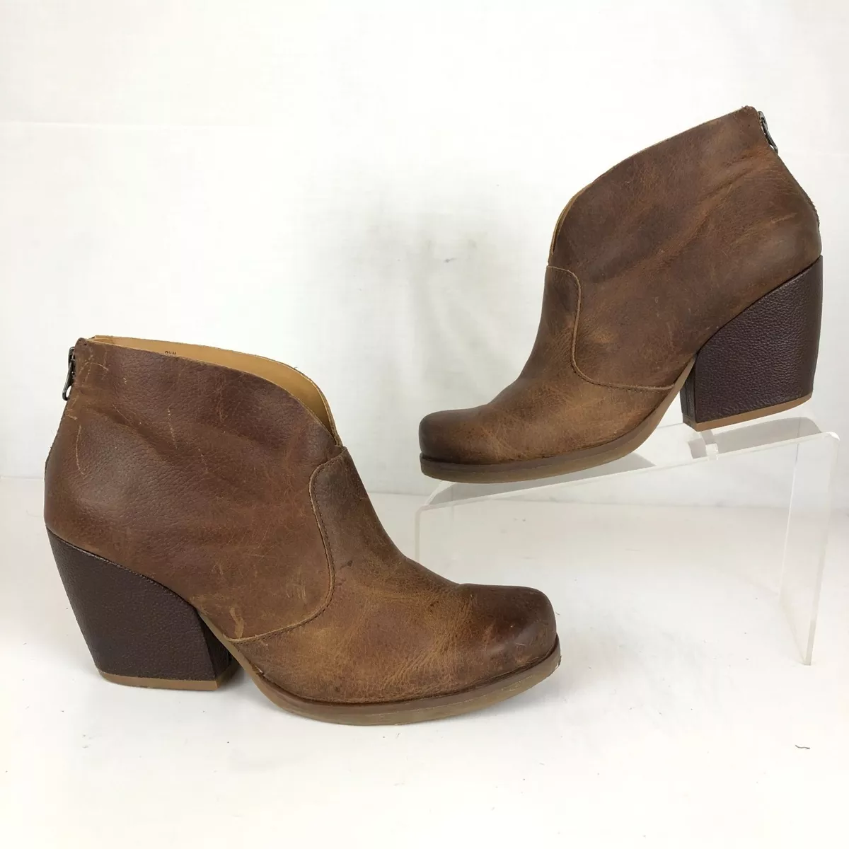 Korks Women s Size 9.5M Gemini Brown Distressed Leather Zip Up Ankle Booties