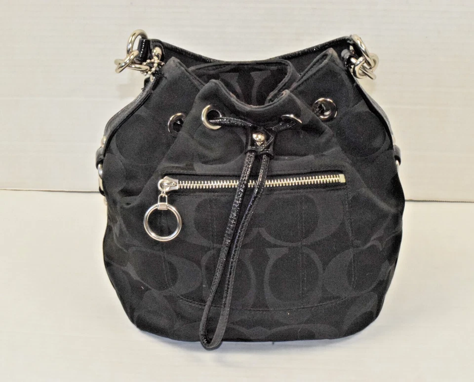 Сумочка Coach мак на шнурке Cinch сумка по всему логотип черный холст блеск - Изображение 2 из 4