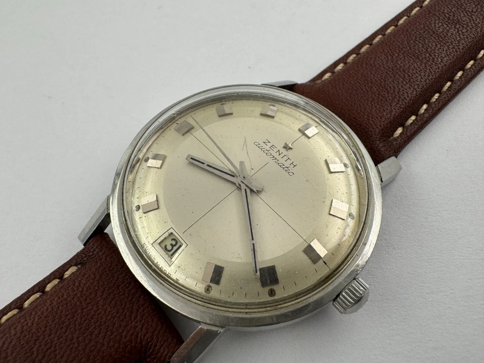 Vintage ZENITH Stellina Date Crosshair Pie Pan Dial Automatic Cal 2542PC - 34 mm - image 2 of 4