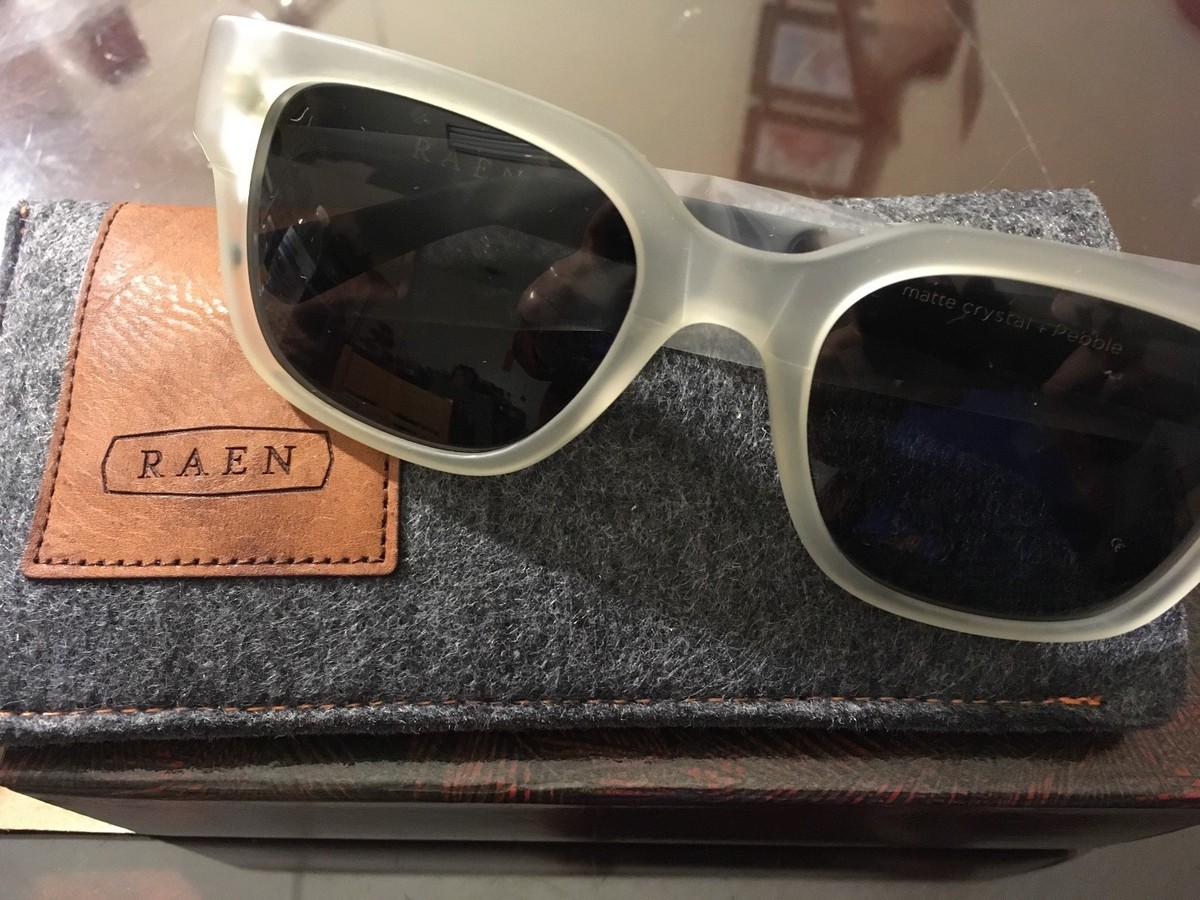 New Raen Garwood Sunglasses Matte Crystal Pebble