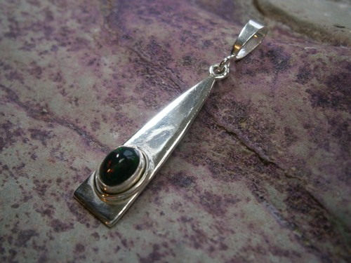 925 Sterling Silver Black Ethiopian Opal gemstone Pendant - Picture 2 of 14