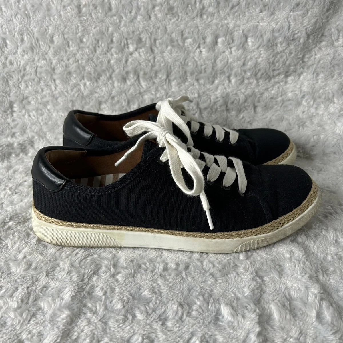Vionic Hattie Casual Lace Up Shoes Sneakers Black Canvas Women s