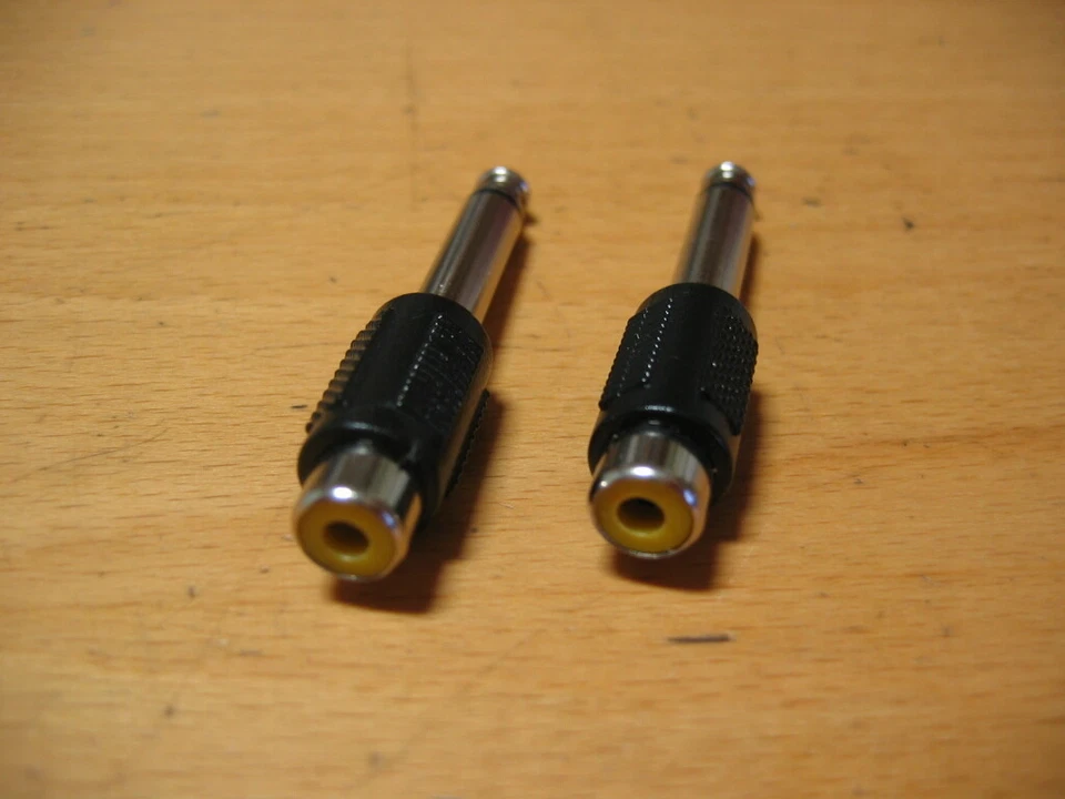 Adaptador de audio RCA hembra a jack 3.5mm macho - Image 2 of 2