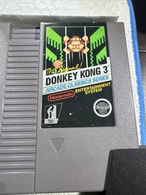 Donkey Kong 3 (1986) Authentic Nintendo NES Rev-A 5 Screw w/ Hangtab