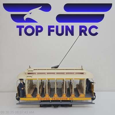 Bachmann 93938 G-Gauge United Traction Co. Motorized Open Street Car