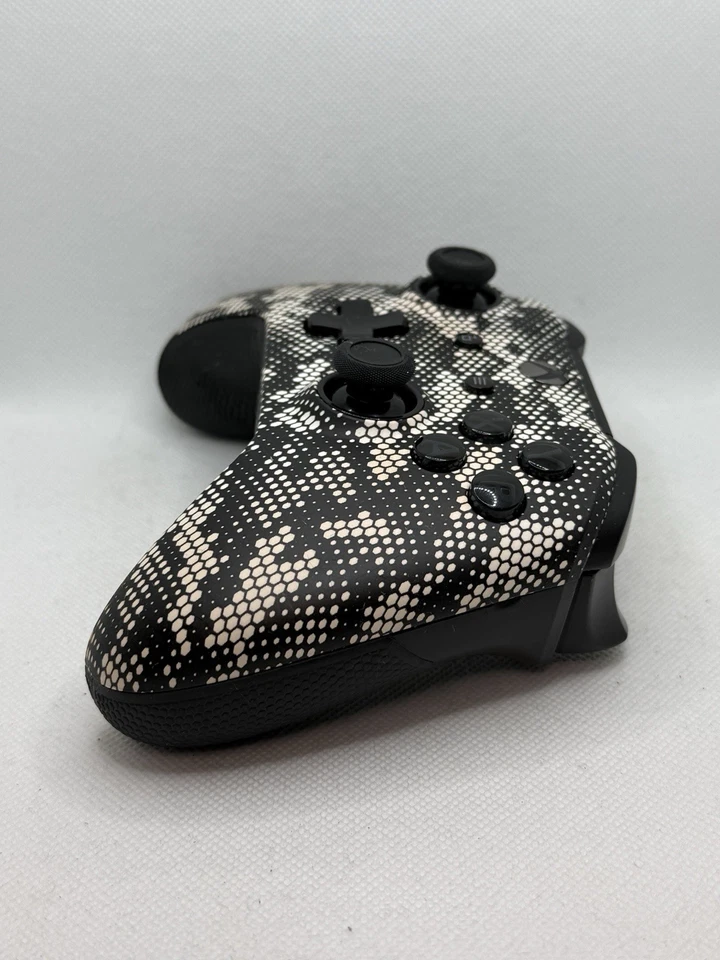 🕹️ Xbox One Scuf Prestige In Honeycomb Pattern Controller With 4 Paddles 🎮🌌 - Image 3 of 4