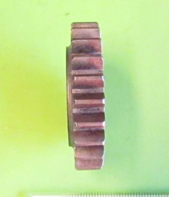 Engranaje de transmisión Rickman NOS Zundapp 125 MX p/n R070 05 013 nos 24 dientes Foto 4 de 4