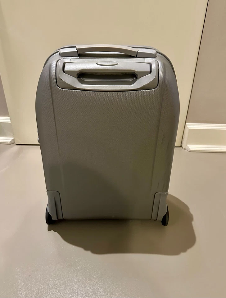 Trolley Valigia da Cabina (55 cm) BRIC'S Rigida Color Argento Lucchetto TSA007 - Immagine 2 di 4