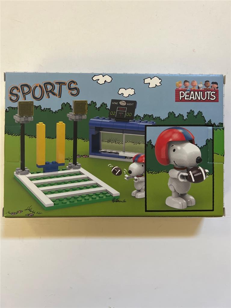 New Miniso Peanuts SNOOPY Sports Football Building Blocks 80