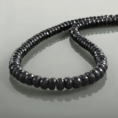 Vatslacreation Natürlicher Black Spinel 7 mm Perlenkette 18'' 925 Silber