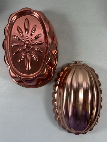 2pc VINTAGE COPPER COLOR WALL HANGING JELLO MOLDS Display Kitchen Decoration