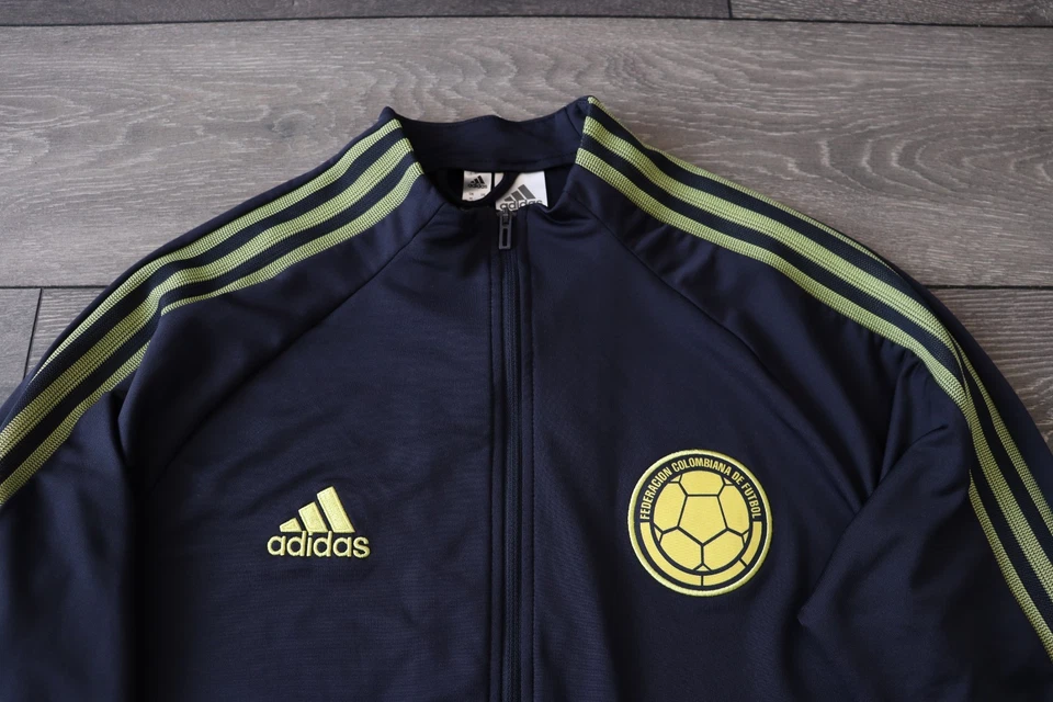 CHAQUETA ORIGINAL COLOMBIA ADIDAS CAMISETA DEPORTIVA FÚTBOL 2019 TALLA HOMBRE CREMALLERA MEDIANA COMPLETA Foto 2 de 4