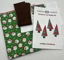 Tkaniny Jordan - Tkanina kołdrowa Boże Narodzenie Zielona choinka Zestaw serwetek – Święto - NOWY
