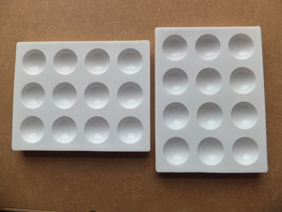 KITCHEN-CHEMISTRY Chemistry Reaction Plate x 2 with 12 Wells like Spotting Tiles or microplate NEW