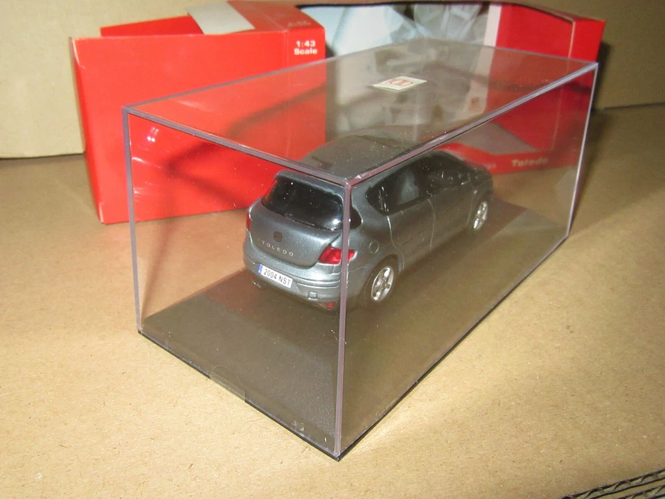 595P VAPS Seat Toledo Bleu de Pluie 1:43 Neuf + Boite Concession - Photo 3/4