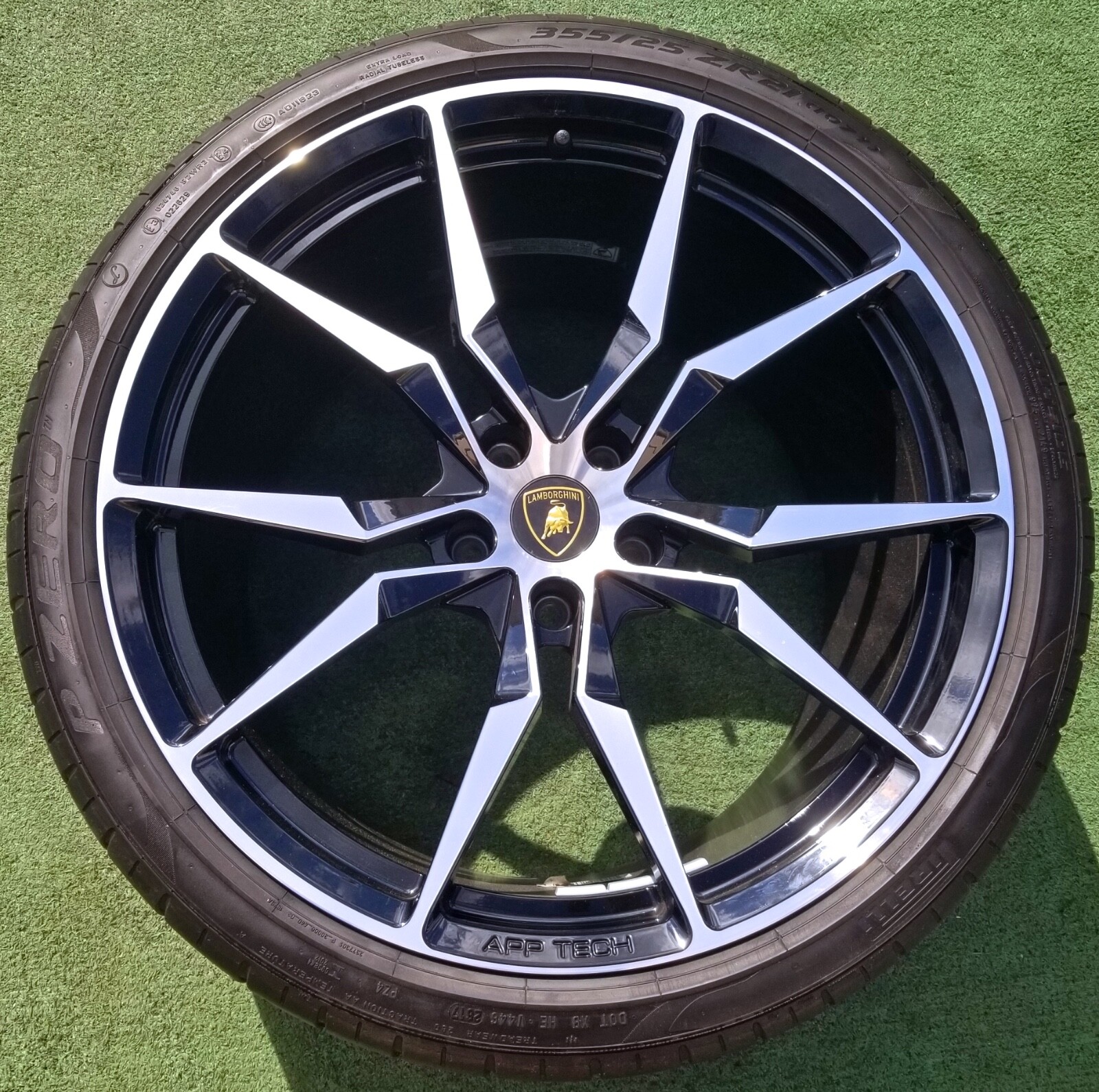 Factory Lamborghini Aventador S Wheels Tires Set LP720 OEM Dione Original 20 21