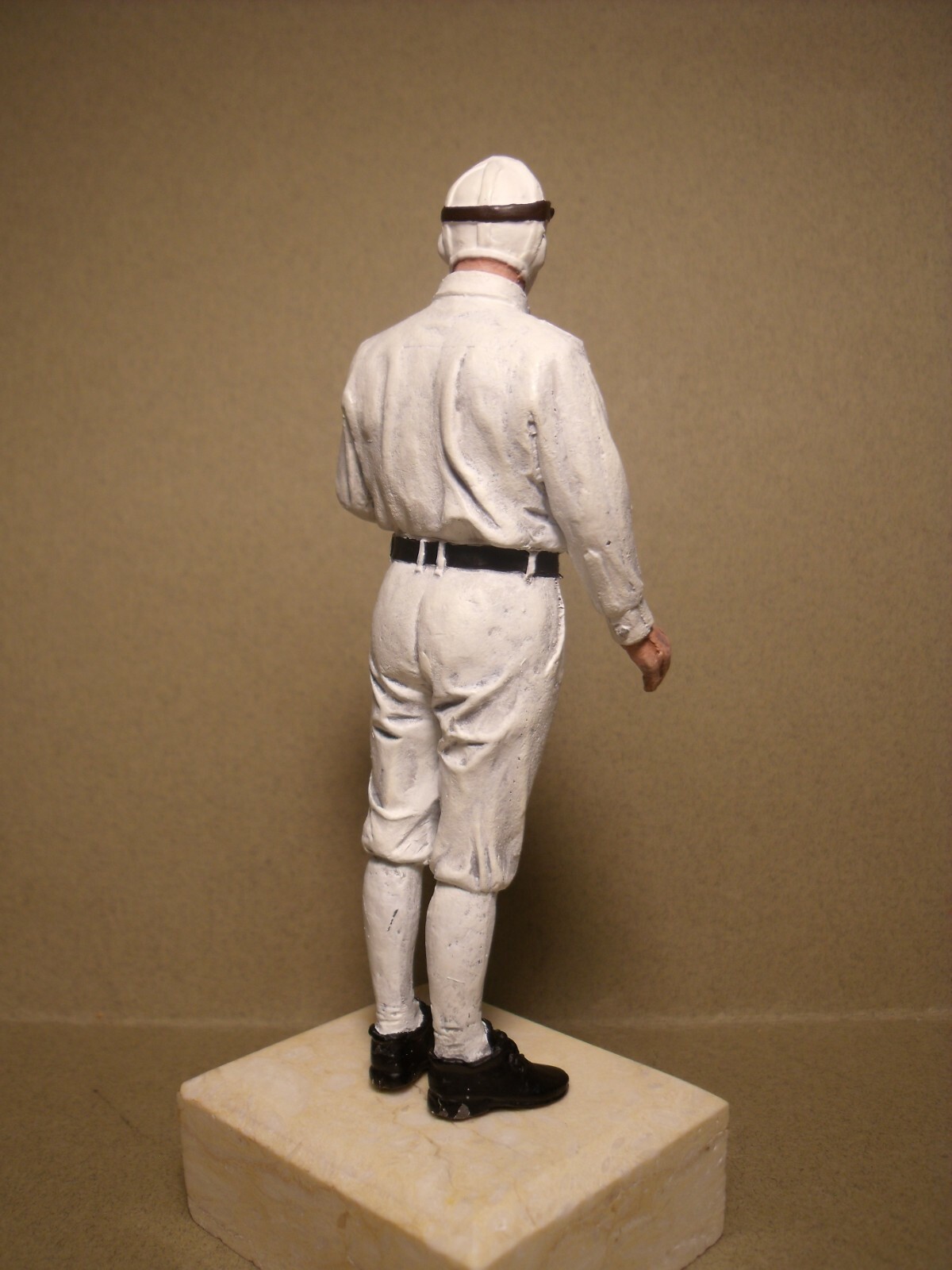 Figurine 1/18 Achille Varzi Vroom non peinte pour animer vos miniatures statiques - 4