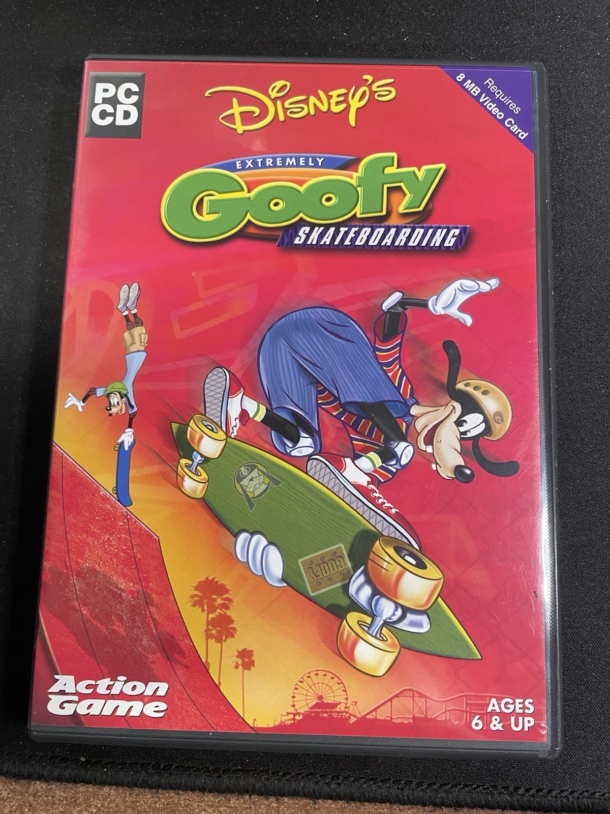 Disney's Extremely Goofy Skateboarding (Windows 95 / 98 / ME) [Complete]