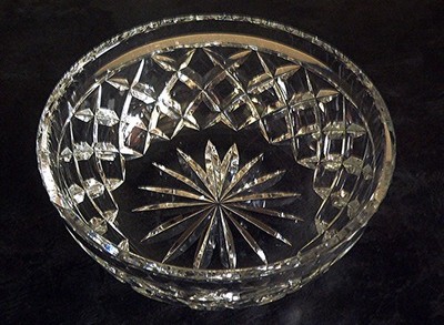 Vintage große geschliffene Glas Kristall Obstschale Starburst Design 8'' - 20 cm Durchmesser
